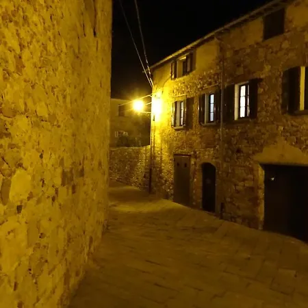 Lucignolo Апартаменты Лучиньяно